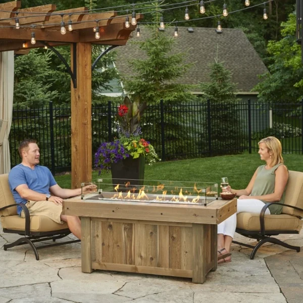 Vintage Linear outdoor greatroom