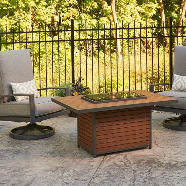 Kenwood Chat outdoor greatroom